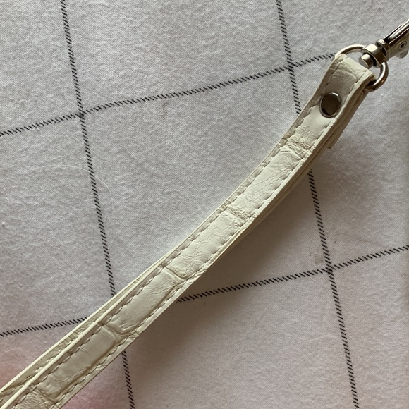 White Steve Madden Clutch Wallet Purse - Picture 4 of 6